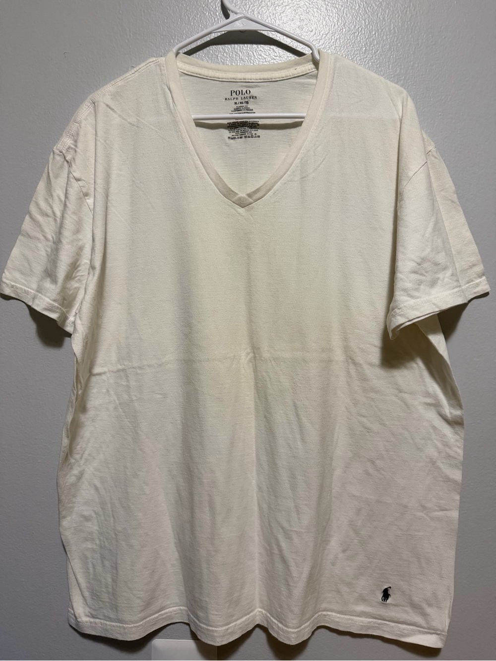 Polo Ralph Lauren Classic Fit V-Neck T-Shirt in Ivory (XL)